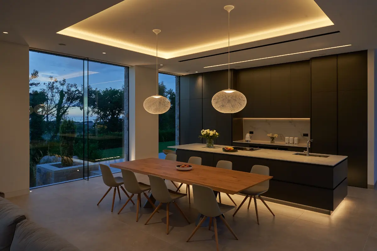 Hugo Light Design- AI House modern lighting design and engineering